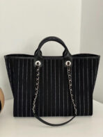 CC LARGE 50 TOTE BAG IN BLACK CANVAS WITH STRAP - Image 3