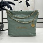CC MEDIUM 37 HANDBAG IN GREEN SAGE CALFSKIN GOLD HARDWARE - Image 2
