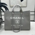 CC DEAUVILLE LARGE 38 TOTE BAG IN GREY CANVAS WITH WHITE LOGO - Image 2