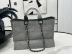 CC DEAUVILLE LARGE 38 TOTE BAG IN GREY CANVAS WITH BLACK LOGO - Image 4
