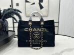 CC DEAUVILLE LARGE 38 TOTE BAG IN BLACK CANVAS WITH GOLD EMBROIDERED LOGO - Image 4