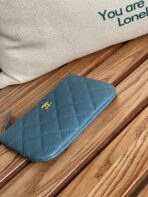 CC CLASSIC SMALL 15 ZIPPED POUCH IN TEAL GREEN GRAINED CALFSKIN - Image 5
