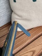CC CLASSIC SMALL 15 ZIPPED POUCH IN TEAL GREEN GRAINED CALFSKIN - Image 10