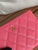 CC CLASSIC SMALL 15 ZIPPED POUCH IN BLUSH RED GRAINED CALFSKIN - Image 5