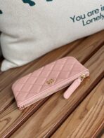 CC CLASSIC SMALL 15 ZIPPED POUCH IN LIGHT PINK GRAINED CALFSKIN - Image 5