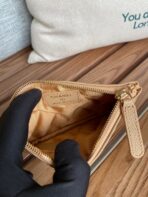 CC CLASSIC SMALL 15 ZIPPED POUCH IN DARK BEIGE GRAINED CALFSKIN - Image 6
