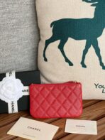 CC CLASSIC SMALL 15 ZIPPED POUCH IN CRIMSON RED GRAINED CALFSKIN - Image 7