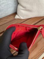 CC CLASSIC SMALL 15 ZIPPED POUCH IN CRIMSON RED GRAINED CALFSKIN - Image 9