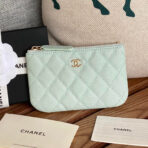CC CLASSIC SMALL 15 ZIPPED POUCH IN SKY BLUE GRAINED CALFSKIN - Image 2