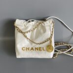 CC HOBO MINI 20CM WHITE LAMBSKIN GHW - Image 2