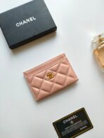 CC CARD HOLDER 11.2 PALE PINK CALFSKIN GOLD ICON - Image 3