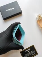 CC CARD HOLDER 11.2 SKY CALFSKIN GOLD ICON - Image 5