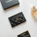 CC CARD HOLDER 11.2 BLACK CALFSKIN GOLD ICON - Image 2
