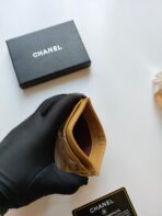 CC CARD HOLDER 11.2 AMBER GRAINED CALFSKIN GOLD ICON - Image 5