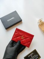 CC CARD HOLDER 11.2 RED GRAINED CALFSKIN GOLD ICON - Image 4