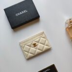 CC CARD HOLDER 11.2 CREAM GRAINED CALFSKIN GOLD ICON - Image 2
