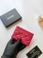 CC CARD HOLDER 11.2 RED PINK GRAINED CALFSKIN GOLD ICON - Image 4