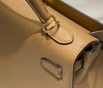 KELLY 28CM IN CHAI   GOLD HARDWARE - Image 8