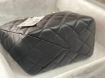 CC MEDIUM 27 TOTE BAG IN BLACK CALFSKIN - Image 5
