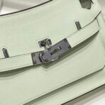 HM JYPSIERE SHOULDER BAG 23 IN LIGHT GREEN  SILVER HARDWARE - Image 5