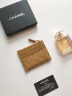 CC ZIPPED CARD HOLDER 11.5 AMBER GRAINED CALFSKIN GOLD ICON - Image 6