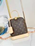 ALMA BACKPACK 20 IN BROWN MONOGRAM CANVAS AND BEIGE CALFSKIN TRIM GOLD BUCKLE - Image 3