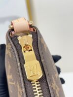 POCHETTE TIRETTE 22 IN BROWN MONOGRAM CANVAS GOLD BUCKLE - Image 8