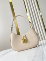LOW KEY SHOULDER BAG 26 IN QUARTZ GRAINED CALFSKIN GOLD BUCKLE - Image 9