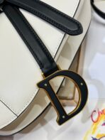 SADDLE BAG 25 WITH STRAP LATTE BLACK MIX WHITE GRAINED - Image 8