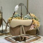 SADDLE BAG 25 WITH STRAP LATTE MEDIUM BROWN GRAINED