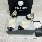 CC FLAT SANDAL IN WHITE MIX BLACK CALFSKIN - Image 2
