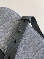 DIO Oblique Messenger Bag - Image 7
