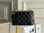 CHA 24C Vanity Bag - Image 4