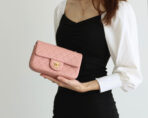 FLAP BAG 20CM BABY PINK LAMBSKIN GOLD HARDWARE - Image 7