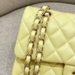 FLAP BAG 23CM PASTEL YELLOW LAMBSKIN GOLD HARDWARE - Image 4