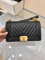 BOY BAG MEDIUM 25 BLACK CHEVRON CAVIAR RUTHENIUM HARDWARE - Image 3
