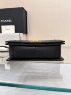 BOY BAG MEDIUM 25 BLACK CHEVRON CAVIAR RUTHENIUM HARDWARE - Image 7