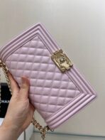 BOY BAG MEDIUM 25 LIGHT PINK CAVIAR GOLD HARDWARE - Image 3