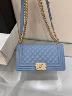 BOY BAG MEDIUM 25 CLOUD BLUE CAVIAR GOLD HARDWARE - Image 5