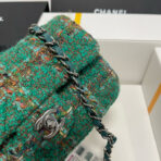 CF MEDIUM 20 CLASSIC BAG IN GREEN FOREST WOOL TWEED SILVER HARDWARE - Image 3