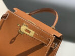 HM KELLY MINI 20 GOLDEN BROWN  GOLD HARDWARE - Image 7