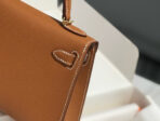HM KELLY MINI 20 GOLDEN BROWN  GOLD HARDWARE - Image 9