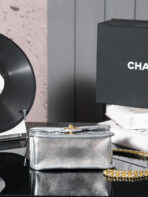 CC MINI 20 FLAP BAG METALLIZED CALFSKIN GOLD HARDWARE - Image 6