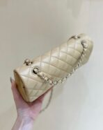 FLAP BAG 25 IN BEIGE  GOLD HARDWARE - Image 4