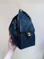 CC 25 HANDBAG IN BLACK 30 GRAINED CALFSKIN GOLD HARDWARE - Image 7