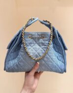 CC 25 HANDBAG IN BLUE 30 DENIM GOLD HARDWARE - Image 6