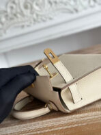 HM KELLY MINI 19 WHITE  GOLD HARDWARE - Image 7