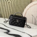 25P VANITY 17 CAVIAR WITH HANDLE METAL IN BLACK  SILVER HARDWARE