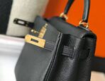 HM KELLY BAG 28 IN BLACK   GOLD HARDWARE - Image 8