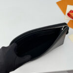 POCHETTE VOYAGE N41696 MM 26 MONOGRAM BLACK CALFSKIN - Image 9